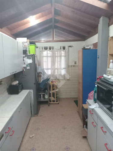 Casa En Venta De 5 Dorm. En Maipú Villa Los Heroes