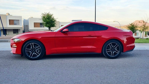 Imagen 6 de 13 de Ford Mustang 2.3 Coupe At