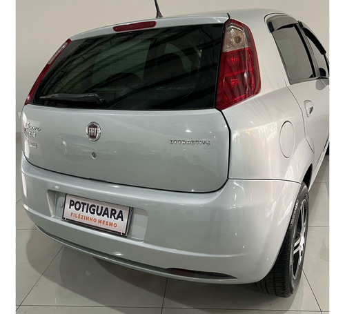 Fiat Punto 1.4 ATTRACTIVE 8V FLEX 4P MANUAL