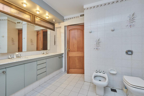 Imagen 25 de 28 de Casa A La Venta En Martínez Con Imponente Parque