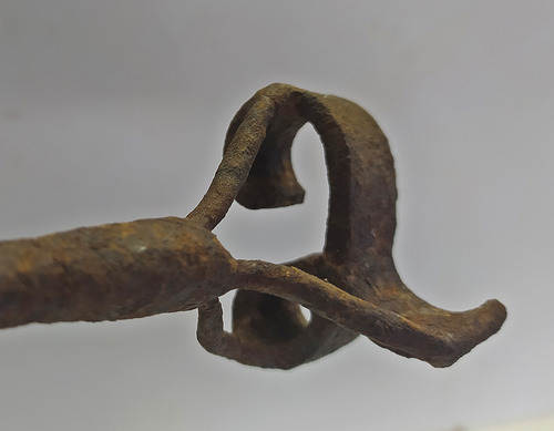 Antigo Ferro De Marca Gado -centenário / Leta L 5cmx5cm - 22 (Usado)
