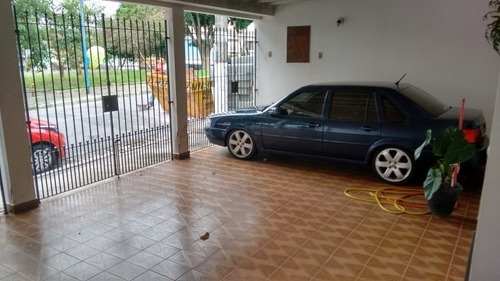 Imagem 2 de 15 de Casa Térrea C/ 03 Dorms 01 Suíte - Assunção - Garagem P/ 03 - 1033-4814