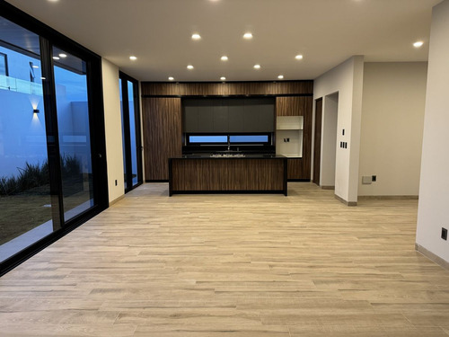 Vive En Plenitud- La Vista Residencial