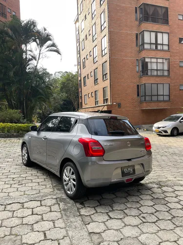Suzuki Swift 1.2 Hybrid 2Wd