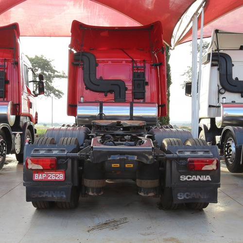 Imagem 4 de 9 de Scania R 440 - 2013/13 - 8x2 (bap 2628)