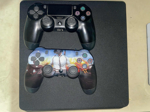 Play Station 4