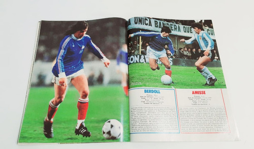 Revista Onze Copa 78 Seleção Francesa (Usado)