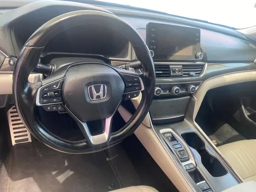 Honda Accord 2.0 L4 Touring Piel Cvt
