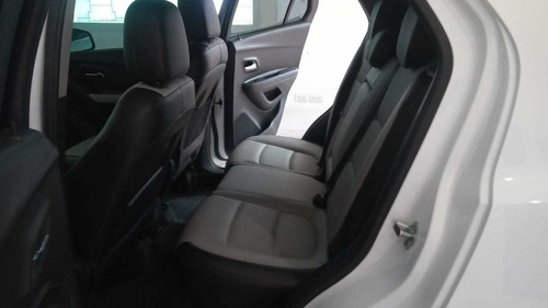 Imagen 16 de 25 de Chevrolet Tracker