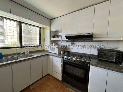 Fina Barro Alquila Apartamento En Alto Prado 24-22585 Yf