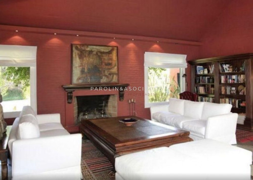 Imagen 3 de 17 de Venta De Casa 6 Dormitorios En La Barra