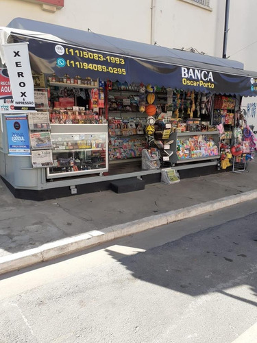 Imagem 6 de 8 de Banca De Jornal E Revista