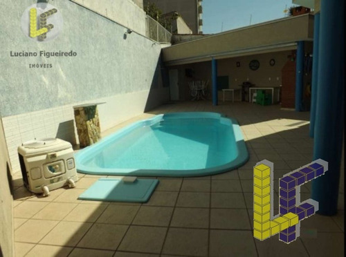 Casa Assobradada Com Piscina - Bairro Santa Maria - 15613