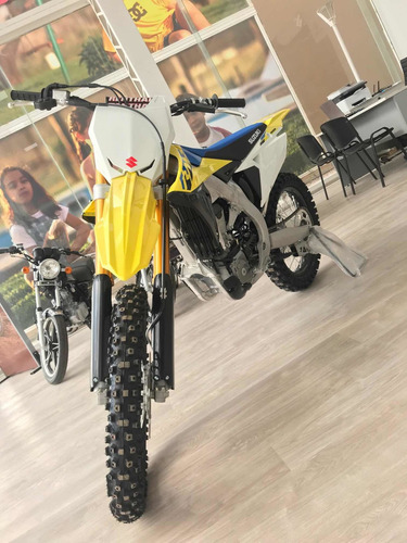 Imagen 4 de 19 de Suzuki Rmz 450