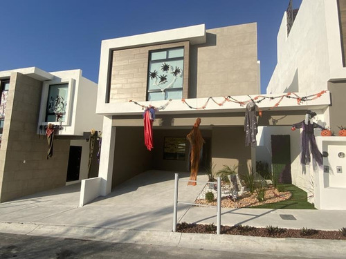Imagen 2 de 28 de Venta Casa 3 Residencial Cumbres Vista
