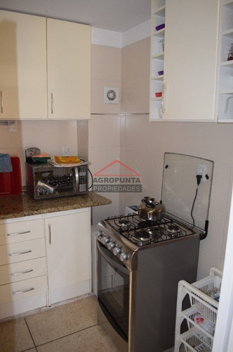 Apartamento En Peninsula, 1 Dormitorios *- Ref: 2846