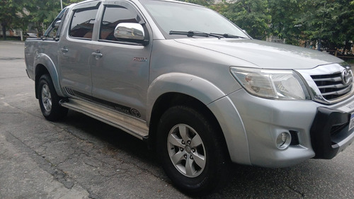 Toyota Hilux 2.7 Srv Cab. Dupla 4x4 Flex Aut. 4p