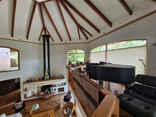 Casa En Venta De 5d/5b El Arrayan - Lo Barnechea