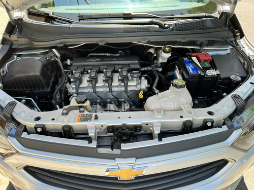 Imagen 10 de 11 de Chevrolet Onix Joy Plus