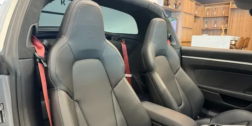 Porsche 2024 Targa 4s