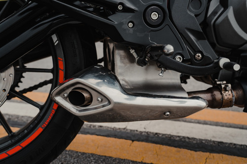 Benelli Tnt 300 - Bruno Hz