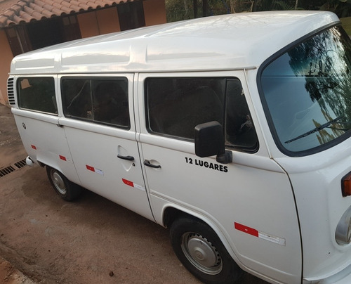 Volkswagen Kombi 2012 1.4 Lotação Total Flex 3p