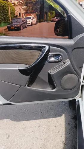 Renault Duster Oroch 2.0 Dynamique At