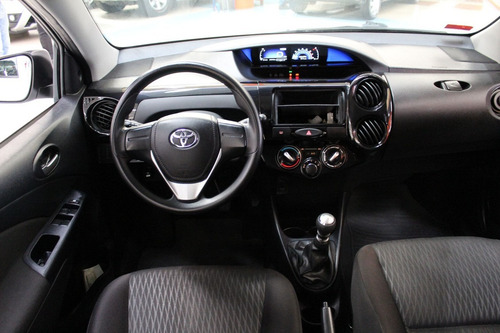 Imagem 5 de 15 de Toyota Etios 1.3 X 16v 2020