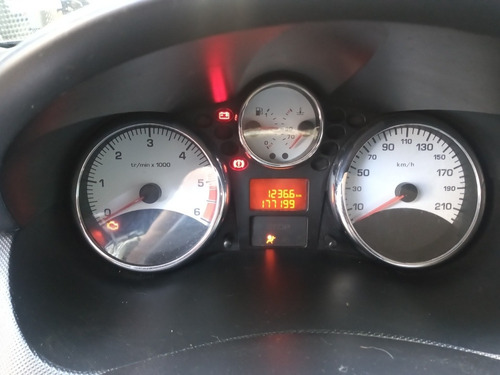 Peugeot 207 1.4 Feline Hdi 70cv 2012