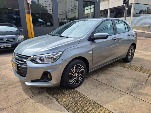Chevrolet Onix Hatch 1.0 4P FLEX LT