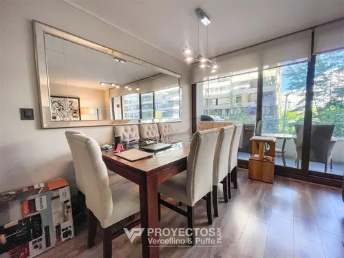 Departamento En Venta De 2 Dorm. En Las Condes