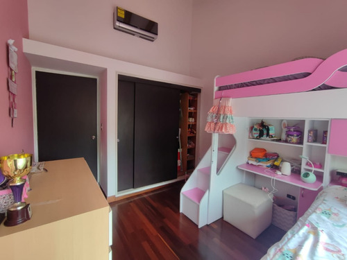 Townhouse En Venta 250m2 En Urb. Hatillo Tepuy La Unión El Hatillo