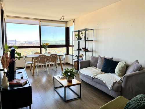 Departamento En Arriendo De 2 Dorm. En Las Condes