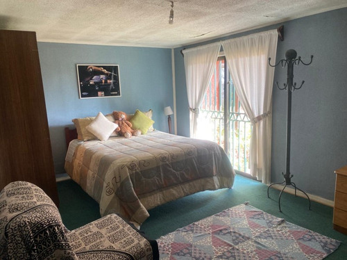 Amplia Casa Amoblada En Algarrobo: 6 Hab, 2 Baños