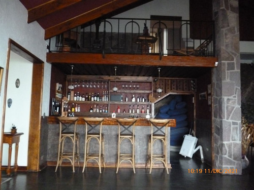 Casa En Venta De 2 Dorm. En Lo Barnechea