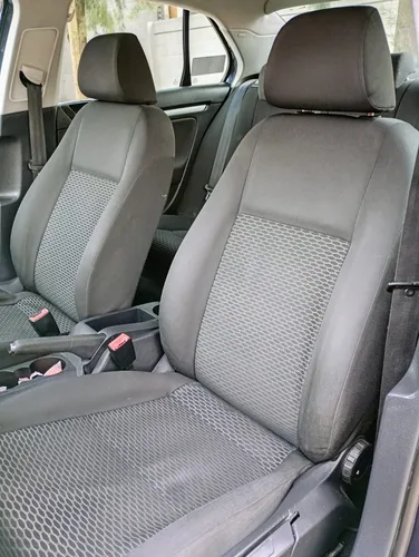 Volkswagen Bora 2.5 Style Tiptronic Bt At