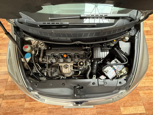 Honda Civic 1.8 Lxs Mt