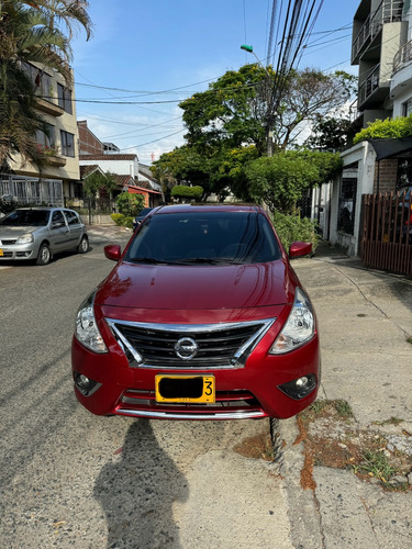 Nissan Versa 1.6 Advance