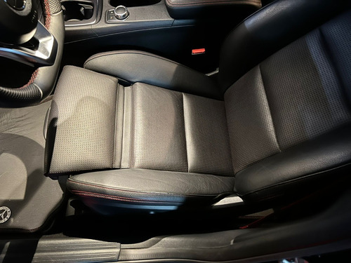 Imagen 11 de 18 de Mercedes Benz A250 Amg Line