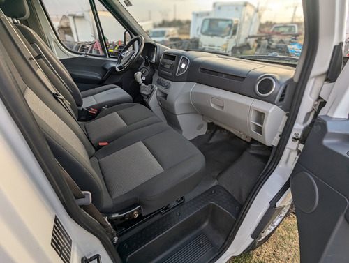 JAC Sunray 2.8Td Cargo