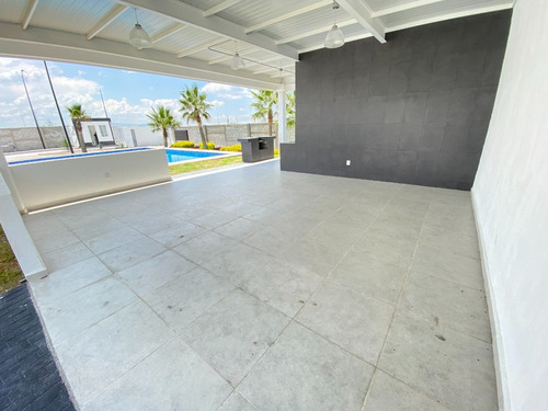 Imagen 12 de 18 de Casa En Venta Queretaro Corregidora