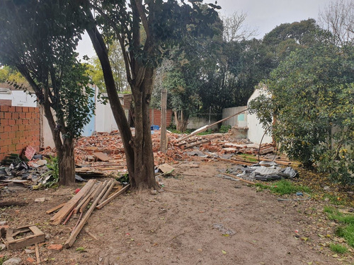 Venta De Lote En Manuel B. Gonnet, La Plata