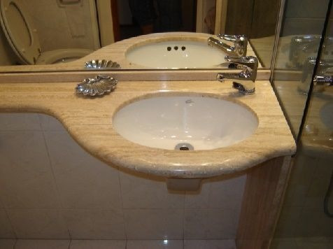 Venta De Apartamento 3 Dormitorios En Playa Mansa