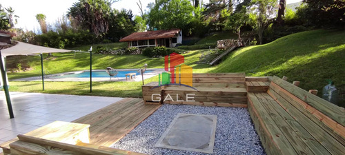 Casa 4 Dormitorios En Playa Mansa Punta Del Este Con Gran Terreno