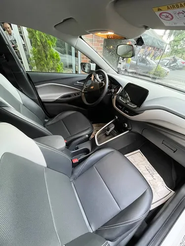 Chevrolet Onix 1.0T Premier Sedan At