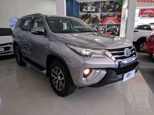 Toyota Sw4 2.8 Tdi Srx 7l 4x4 Aut. 5p 2016