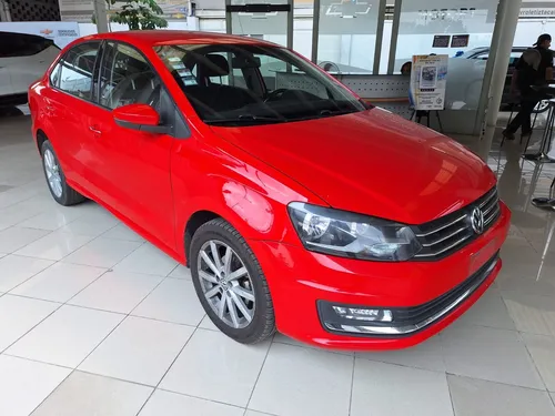 Volkswagen Vento 1.6 Highline At