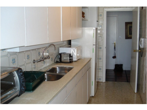 Apartamento En Peninsula Vista Al Puerto, 3 Dormitorios, Venta Y Alquiler , Punta Del Este, Peninsula-ref:608