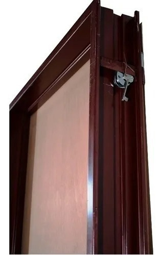 Imagen 3 de 5 de Puerta Placa Enchapado Cedro. 70. Chapa 18. T15