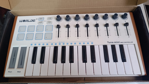 Controlador Midi 25 (Usado)